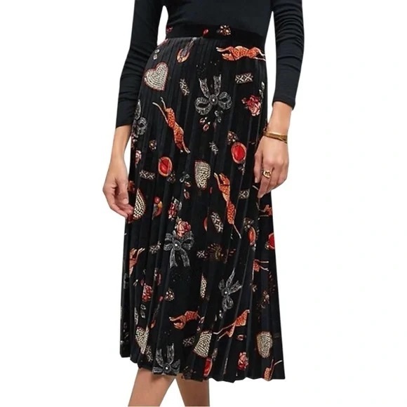 Maeve Dresses & Skirts - Maeve Anthropologie Montparnasse Black Patterned Velvet Pleated Skirt